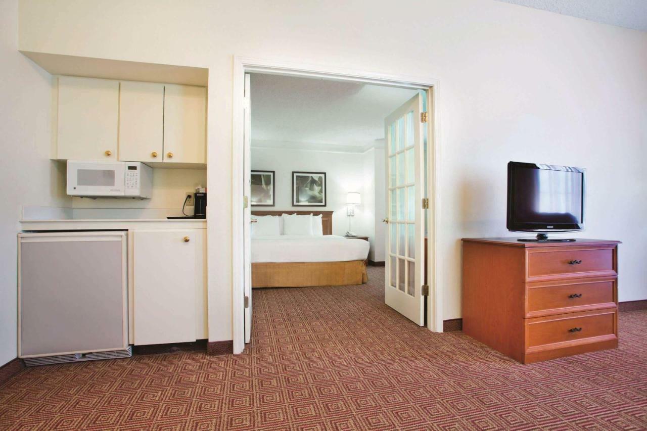 La Quinta Inn By Wyndham Baton Rouge University Area Eksteriør bilde