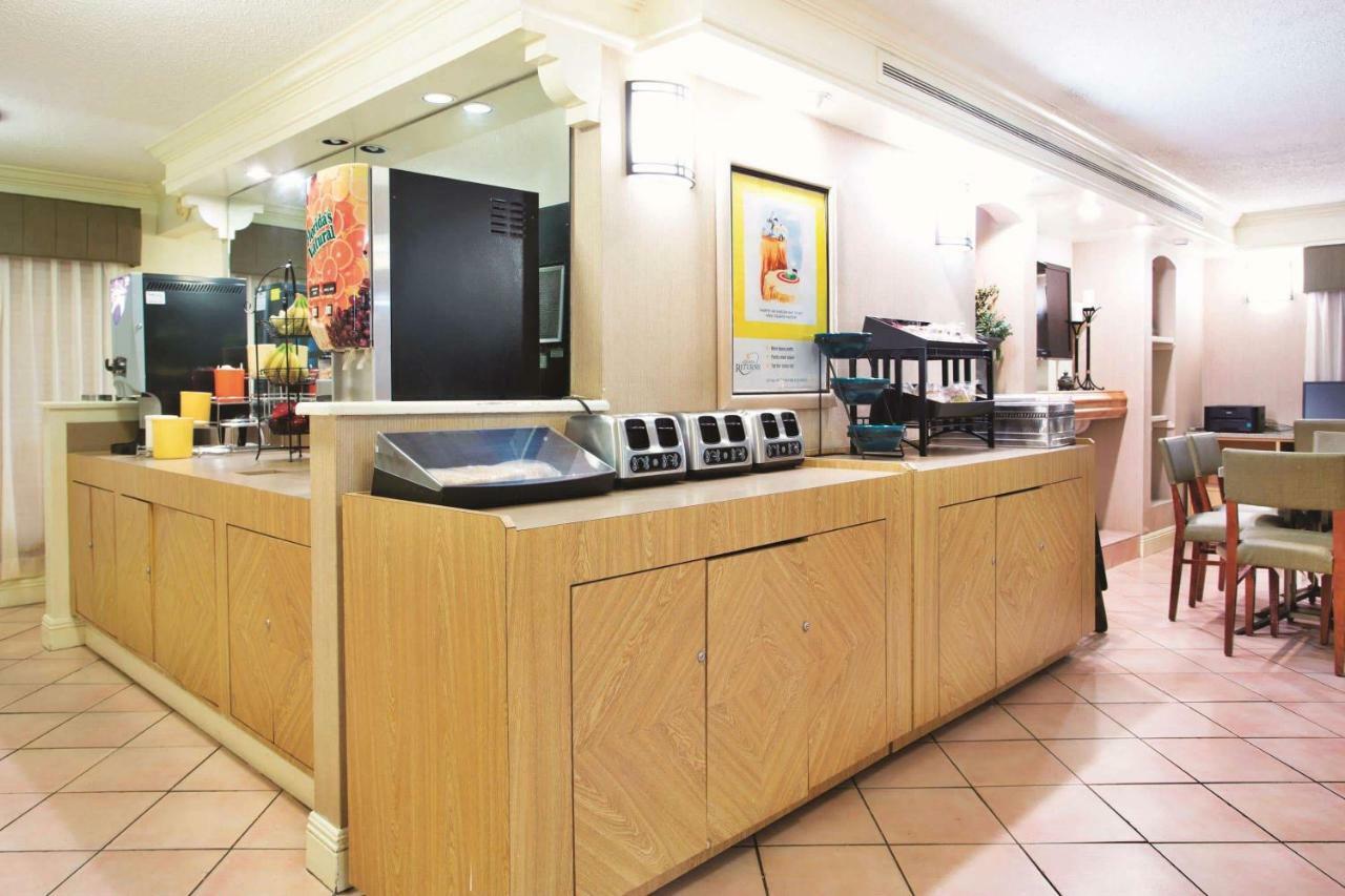 La Quinta Inn By Wyndham Baton Rouge University Area Eksteriør bilde